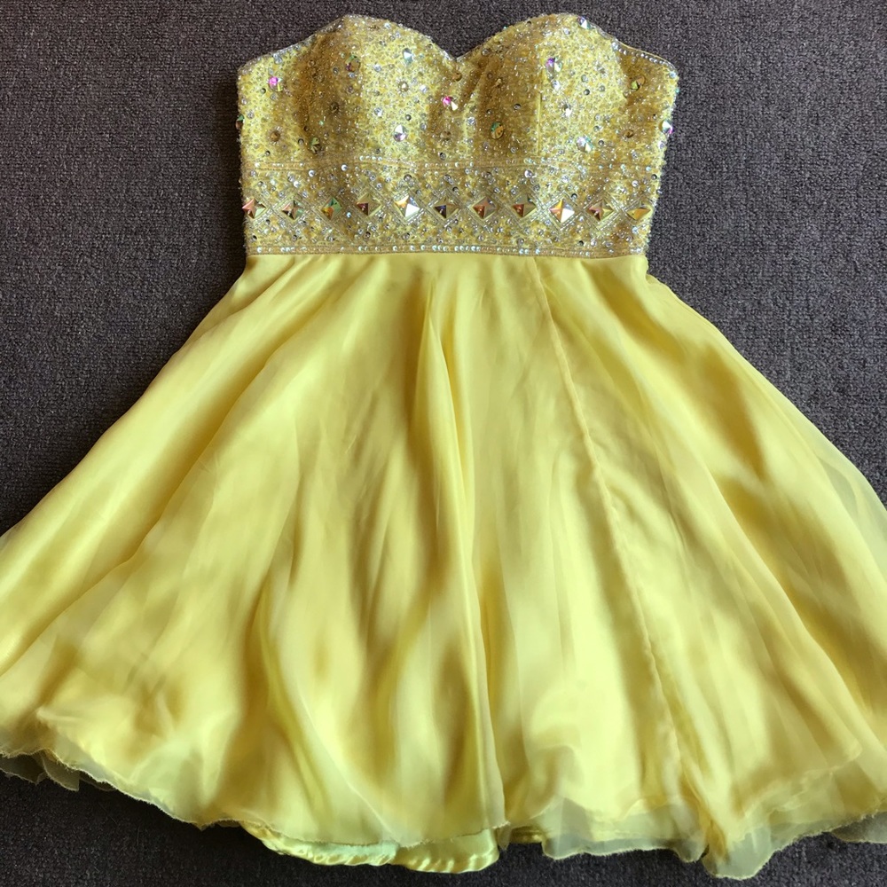 Yellow homecoming dress
